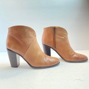 Vince Camuto Womens  Size 7.5  Ankle Booties Tan Leather  3" Block Heel